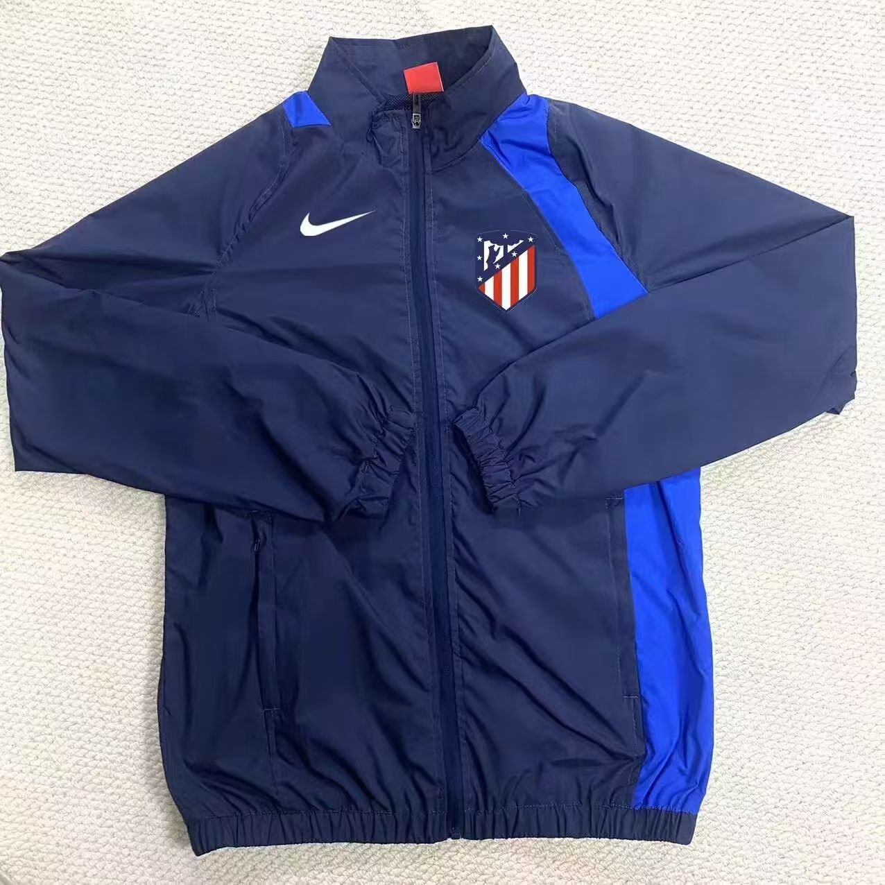 2025/2026 Atletico Madrid Windbreaker Royal Blue  Football Jersey 1:1 Thai Quality