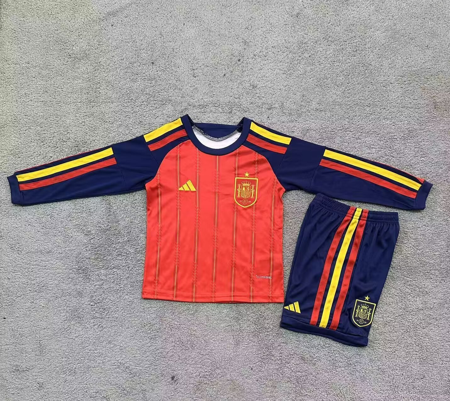 2026 Long Sleeves Spain National Team Home Football Jersey 1:1 Thai Quality Kids Size