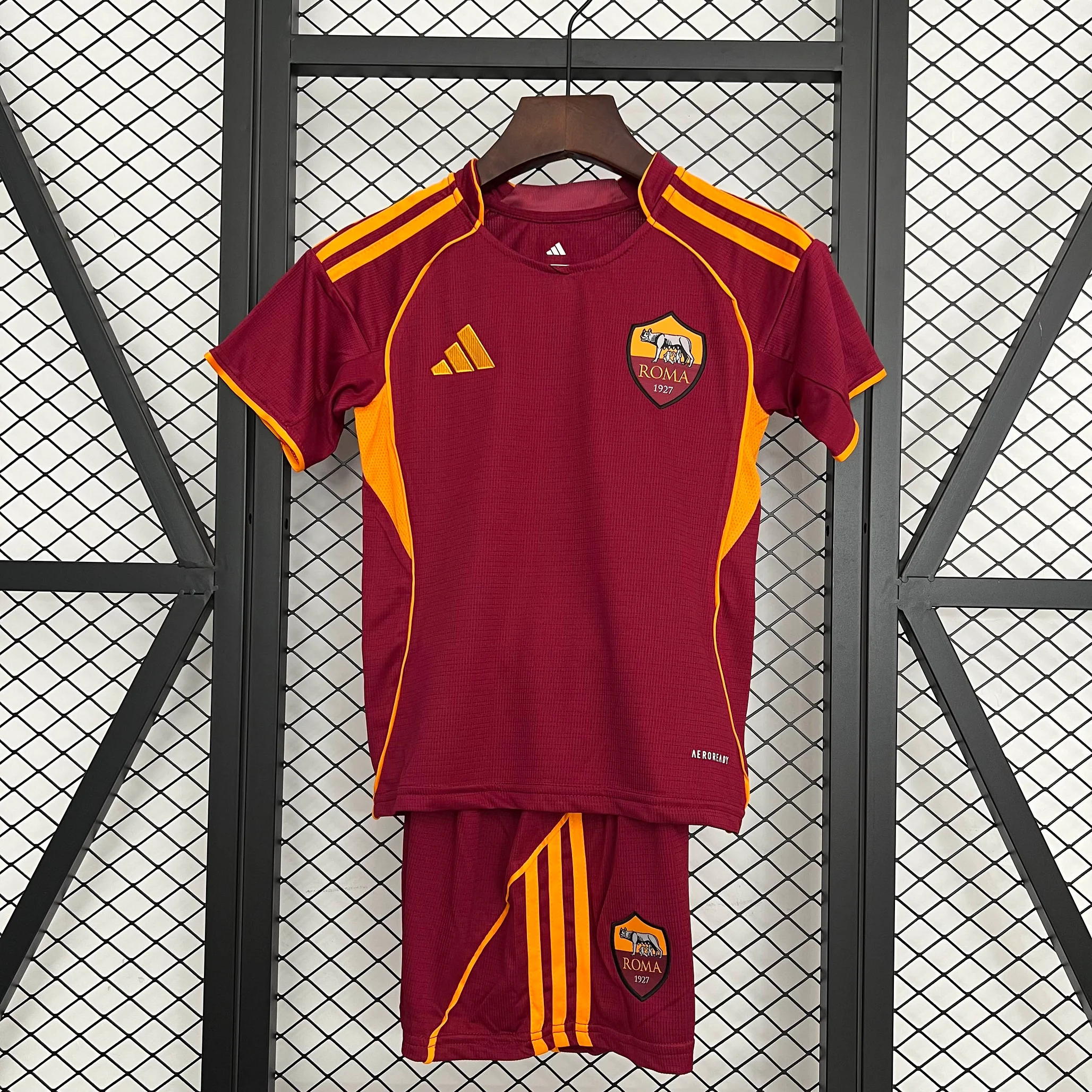 2025/2026 Roma Home Soccer Jersey 1:1 Thai Quality Kids Size